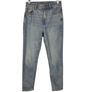American Eagle Strigid Mom Jeans sz 0